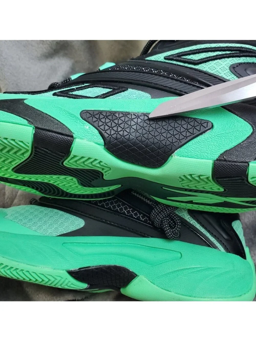 Reebok Zone Breaker Basketball Sneakers Womens Size 8 High Top Black Green Shoes